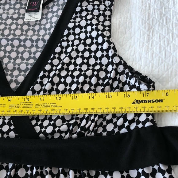 W Wrapper Dress Size XL Black White Wrap Sundress - Picture 5 of 7